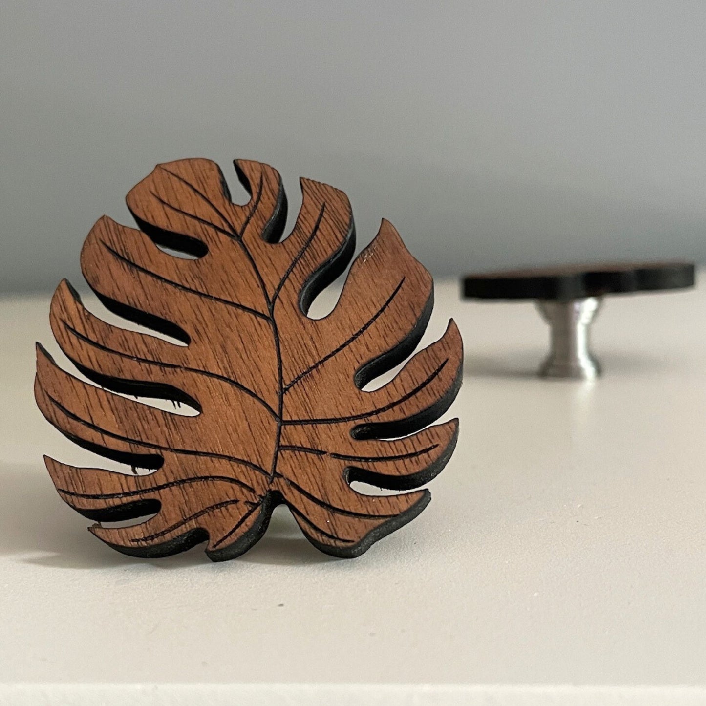 Monstera Drawer Knob Wood