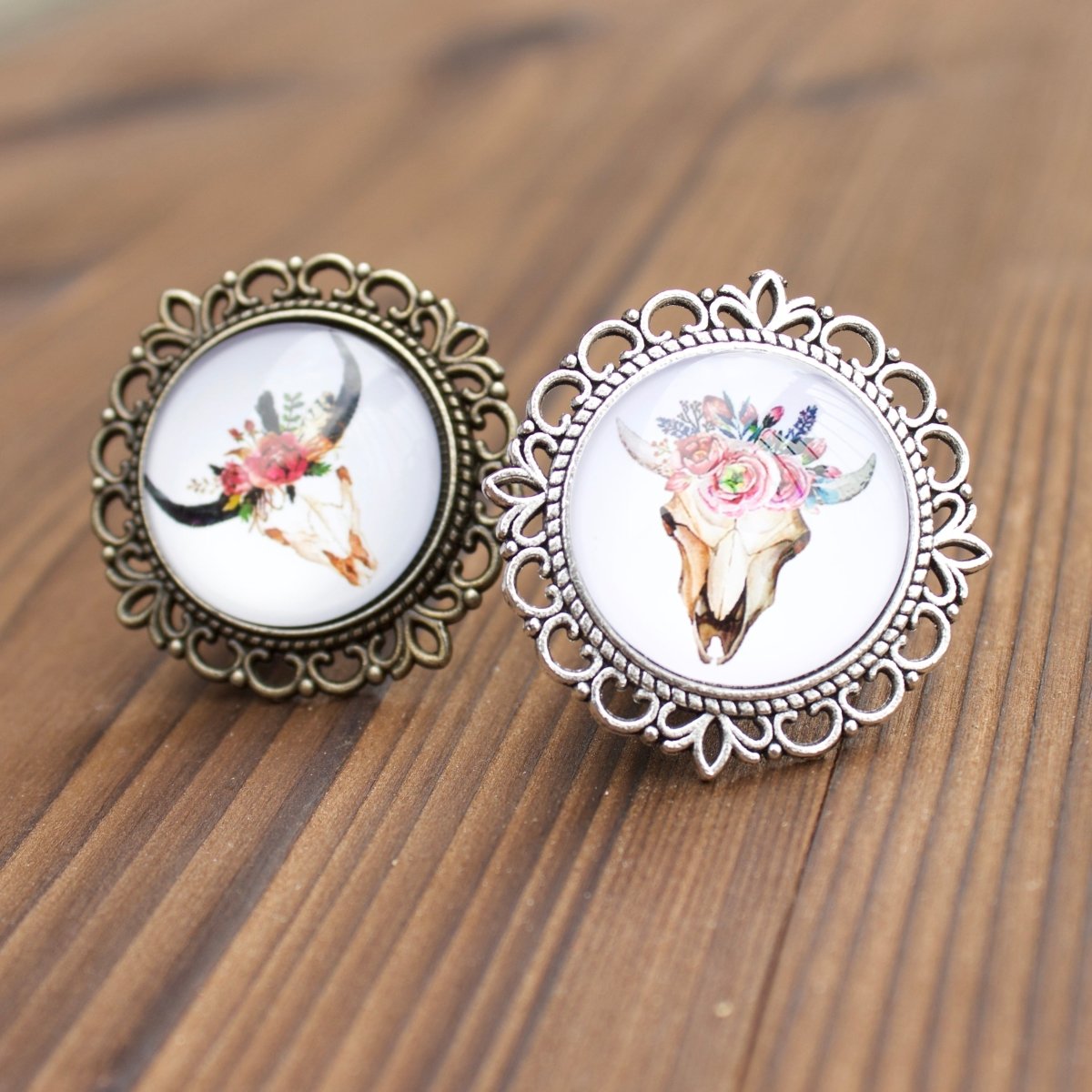 Animal Skull Knob With Flowers - DaRosa Creations