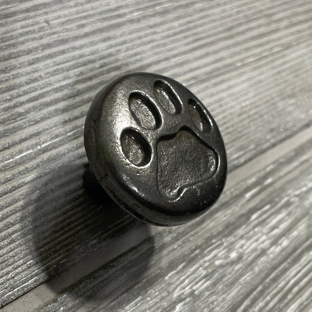 Dog Paw Knob - DaRosa Creations