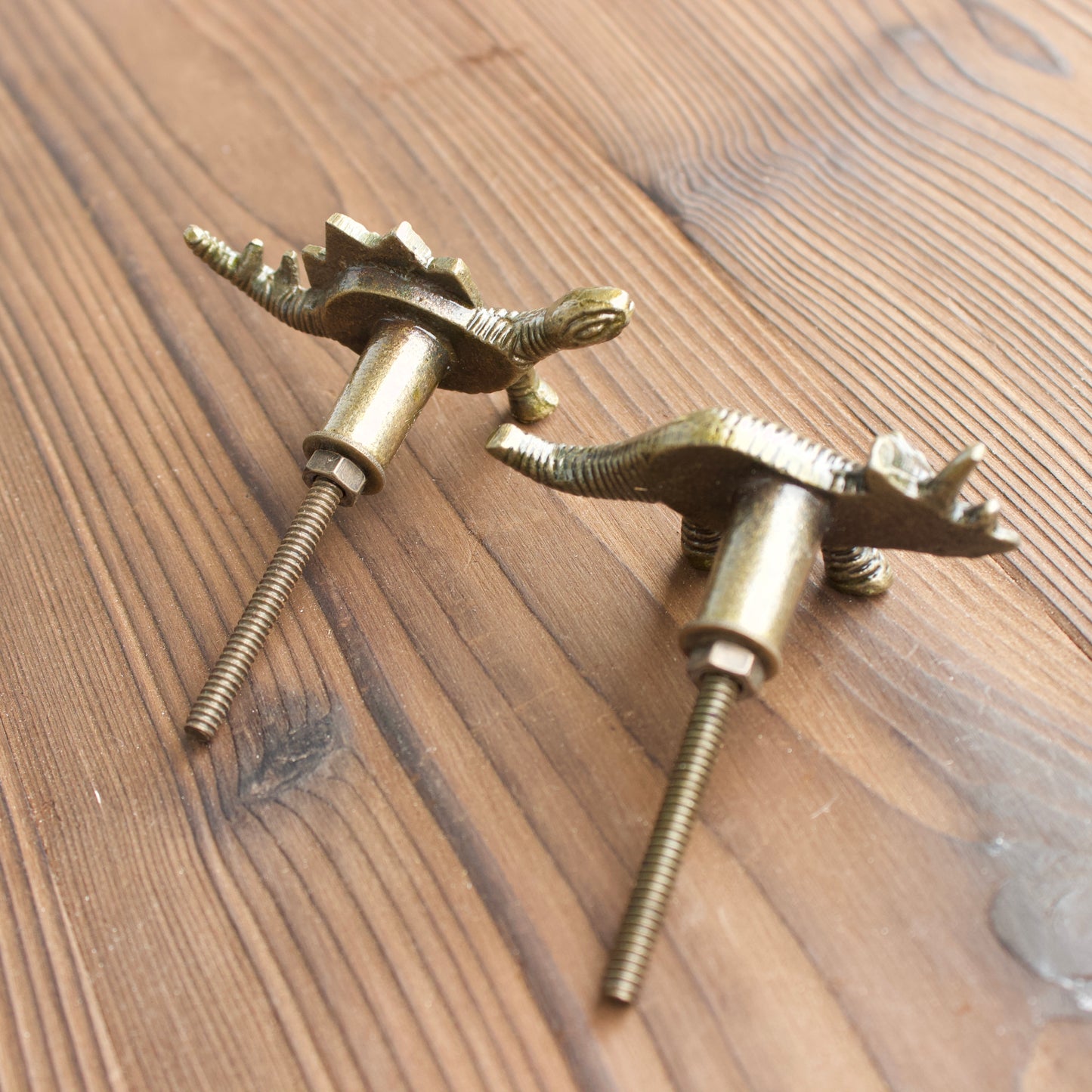 Dinosaur Drawer Knob in Bronze