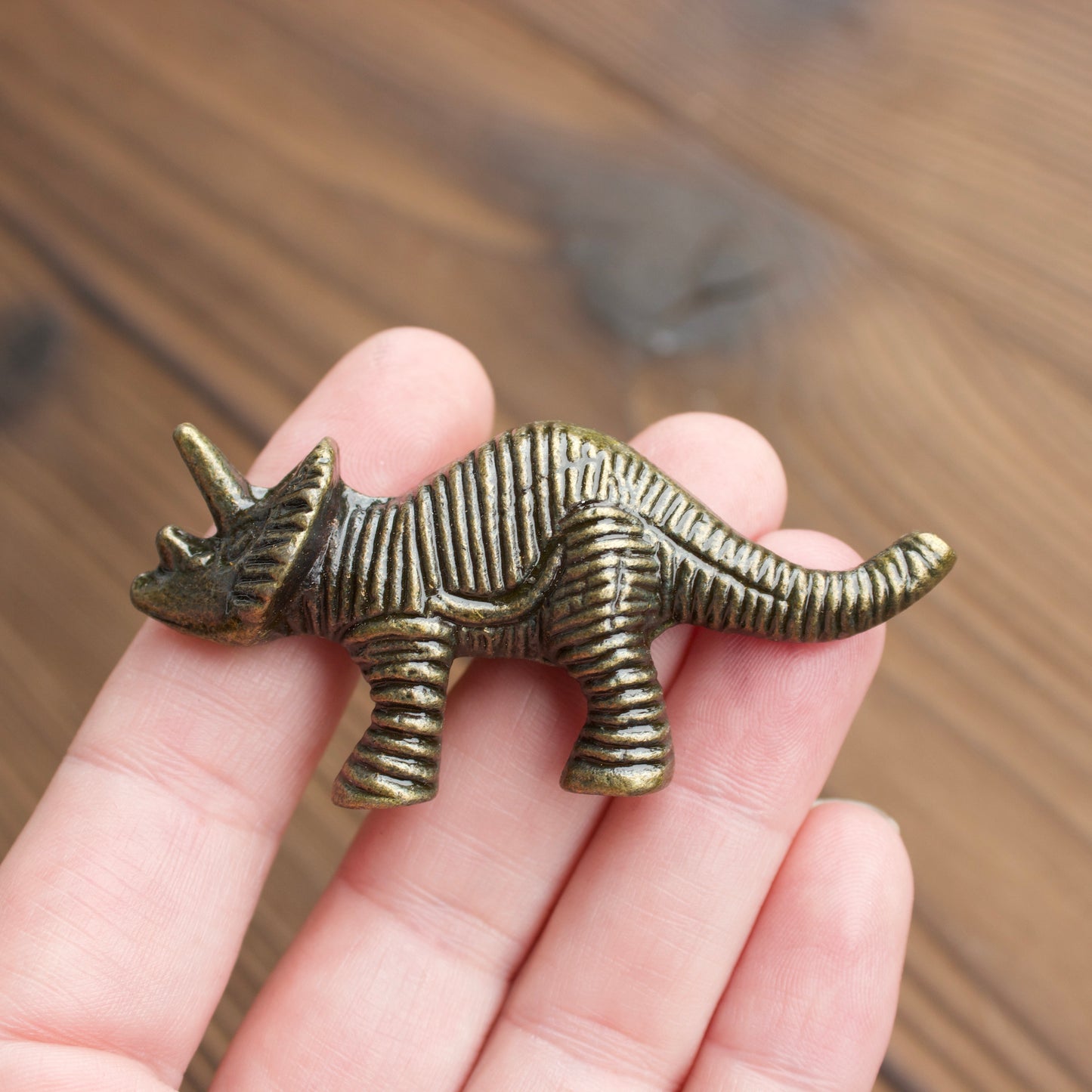 Dinosaur Drawer Knob in Bronze