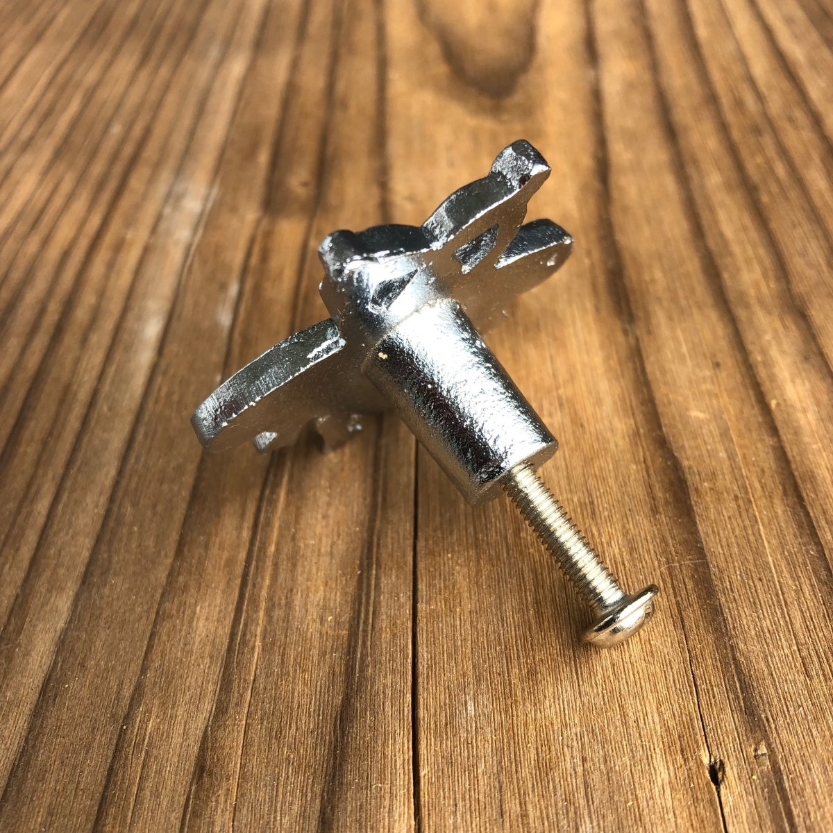 Silver Bee Knob - DaRosa Creations