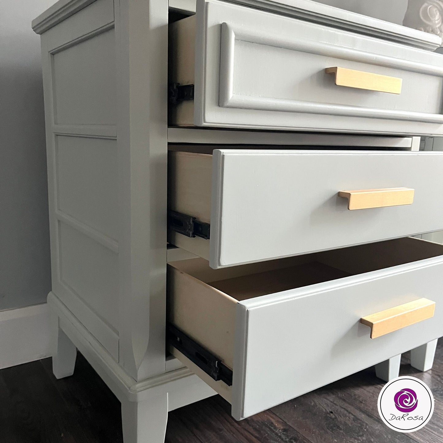 King-Size Pair of Nightstands in Off White