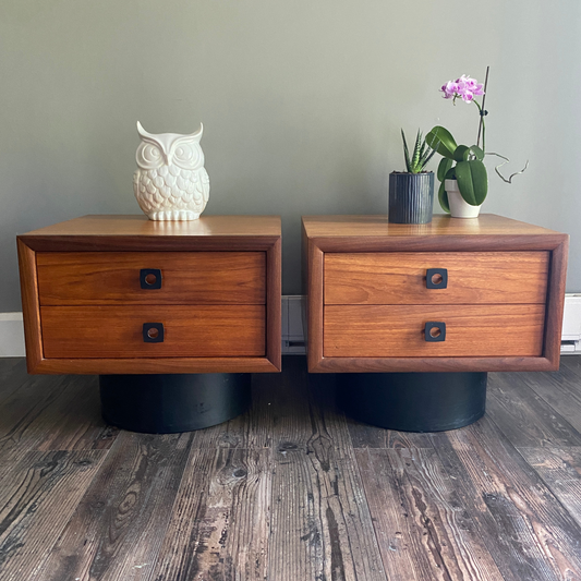 Set of 2 Teak Nightstands by RS Associates