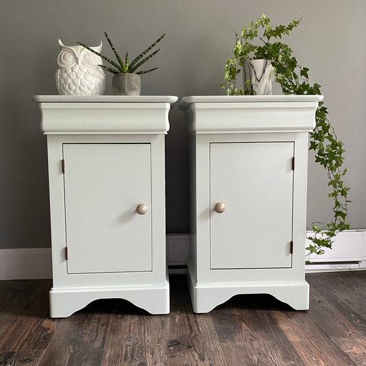 Set of 2 Tall Nightstands