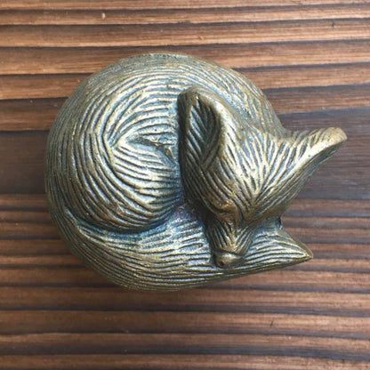 Antique Brass Sleeping Fox Knob - DaRosa Creations