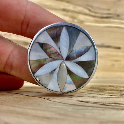 Black and White Mother of Pearl Knob - DaRosa Creations