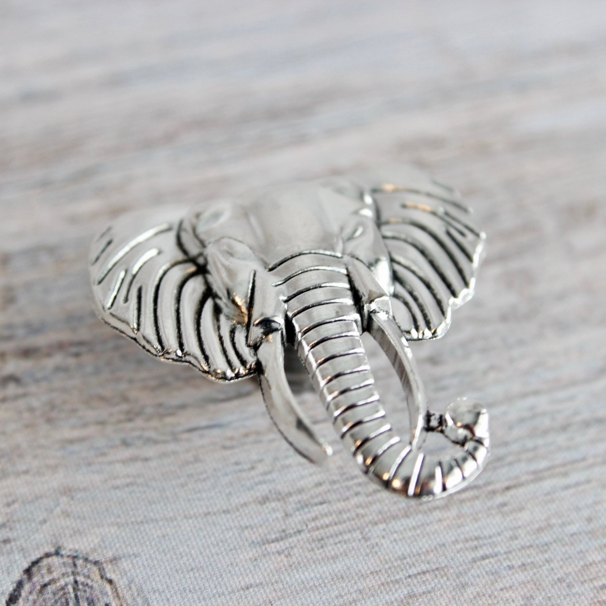 Elephant Knob in Silver - DaRosa Creations