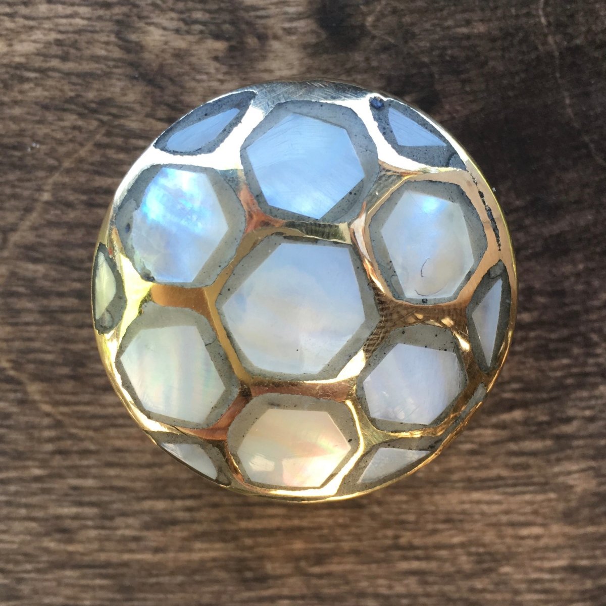 Pearl Knob in Brass Hexagon Pattern - DaRosa Creations