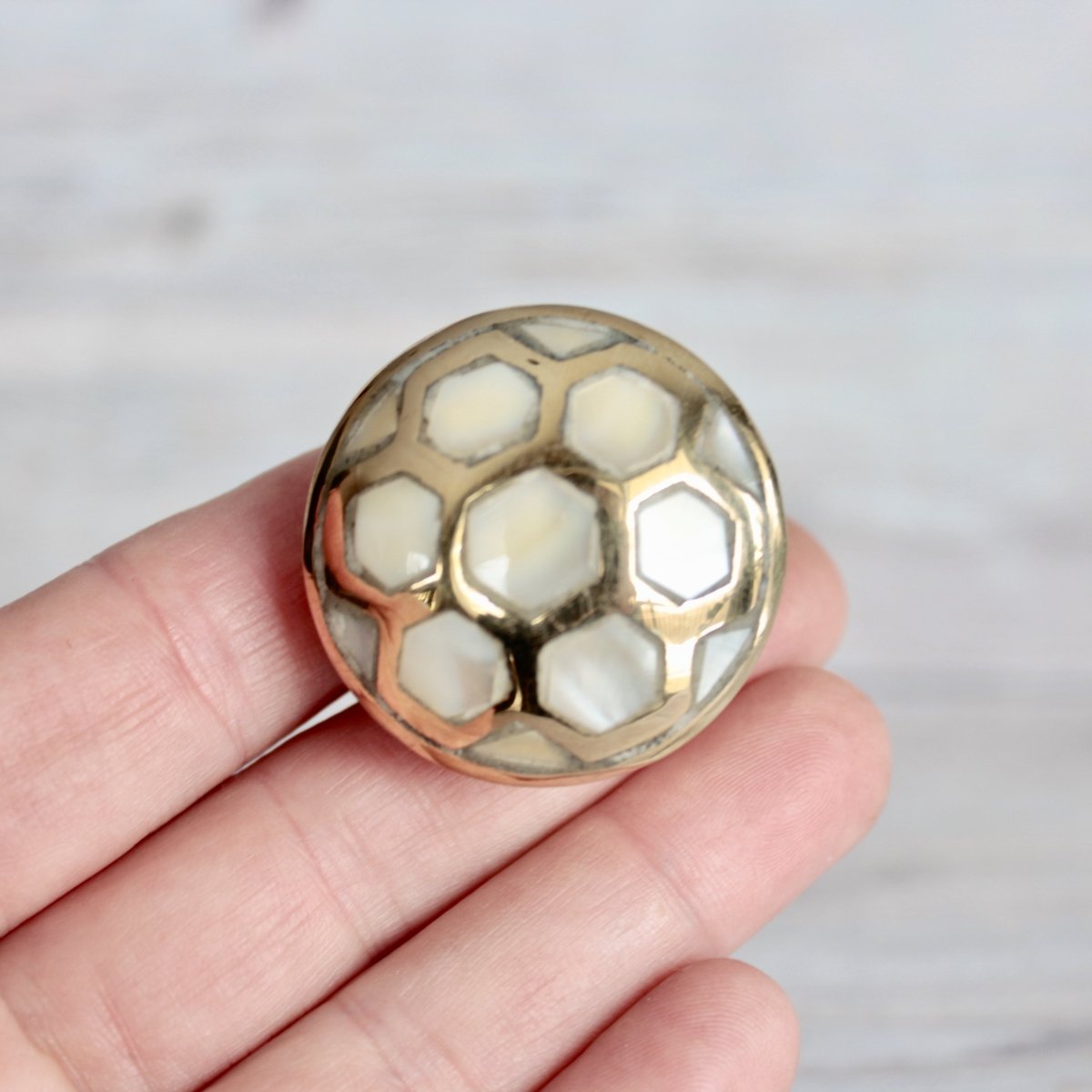 Pearl Knob in Brass Hexagon Pattern - DaRosa Creations