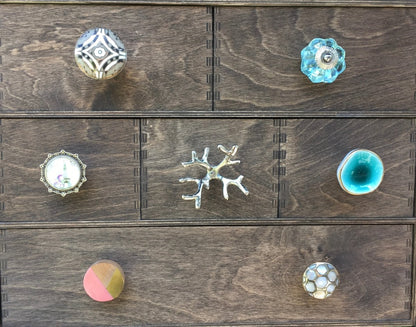 Pearl Knob in Brass Hexagon Pattern - DaRosa Creations