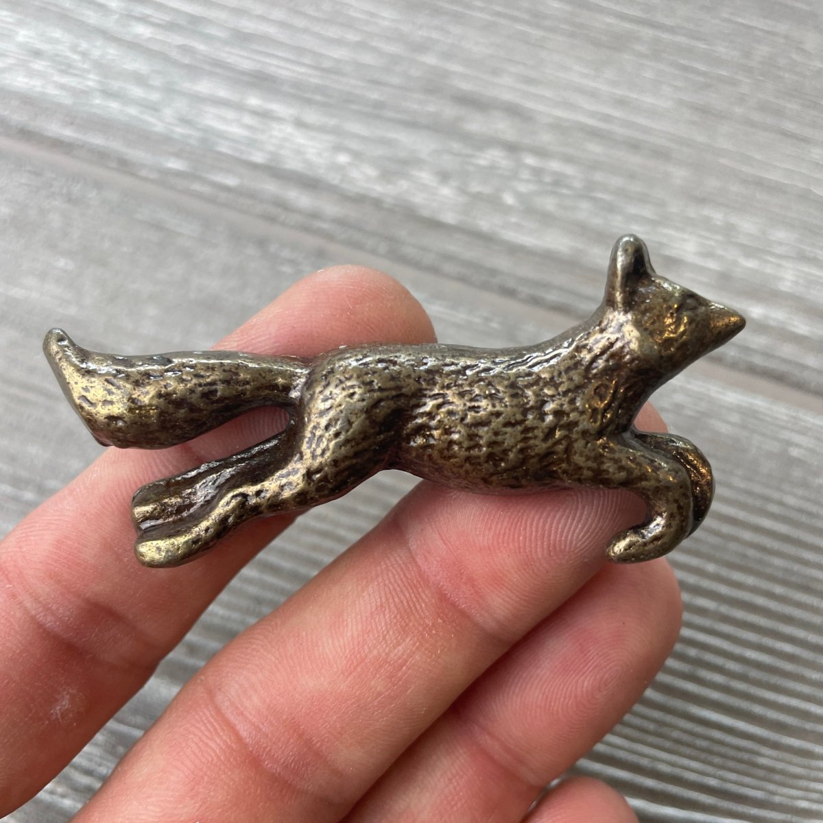 Running Fox Drawer Knob In Antique Brass - DaRosa Creations