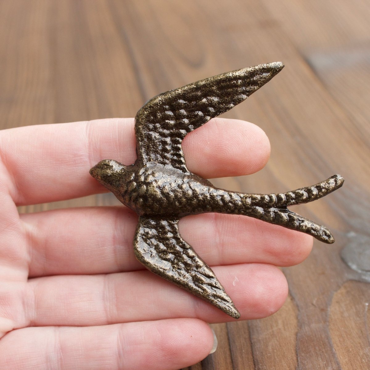 Swallow Knob in Gold or Bronze - DaRosa Creations